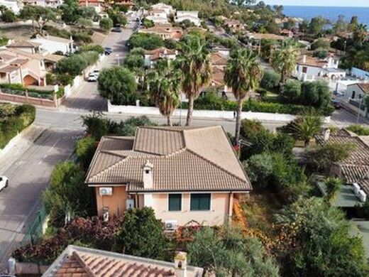 Maison de luxe à vendre à Tortolì, 550 000 €, Photo 2