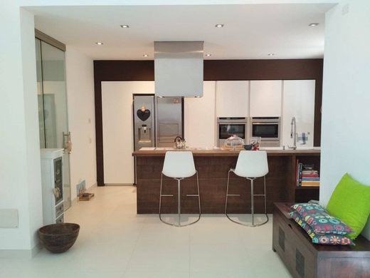 Luxury House for sale in Mirano, 690 000 €, Photo 4