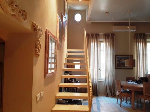 Luxury Apartment for sale in Siena, 750 000 €, Photo 2