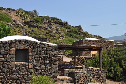 Luxury House for sale in Pantelleria, 1 800 000 €, Photo 6