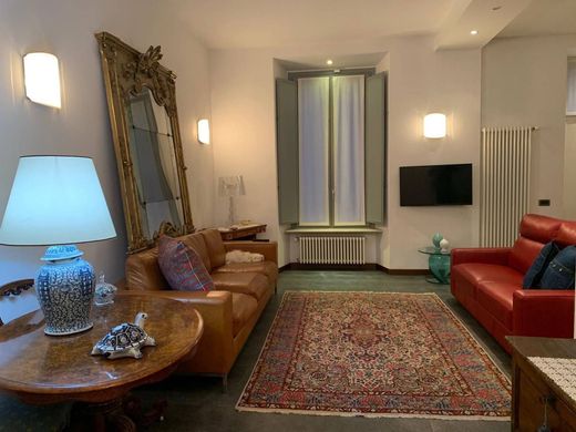 Luxury Apartment for sale in Como, 1 200 000 €, Photo 5