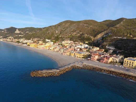 Luxury Apartment for sale in Finale Ligure, 3 300 000 €, Photo 1
