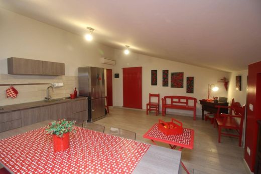 Luxury Apartment for sale in Siena, 699 000 €, Photo 3