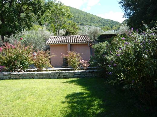 Maison de luxe à vendre à Spoleto, 1 300 000 €, Photo 2