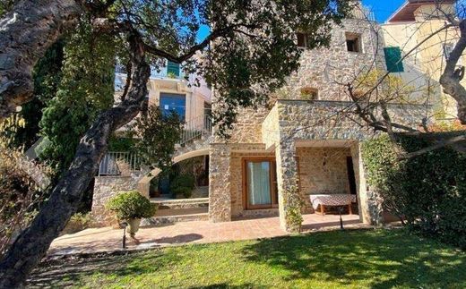 Maison de luxe à vendre à San Remo, 790 000 €, Photo 1