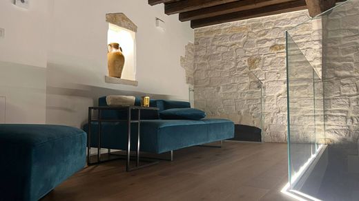 Appartement de luxe à vendre à Bisceglie, 750 000 €, Photo 1