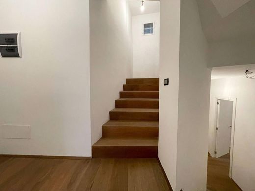 Luxury Apartment for sale in Siena, 850 000 €, Photo 3
