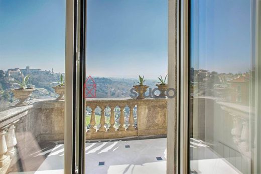 Appartement de luxe à vendre à Bergamo, 2 490 000 €, Photo 2