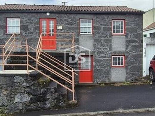 Luxury House for sale in Velas, 425 000 €, Photo 1