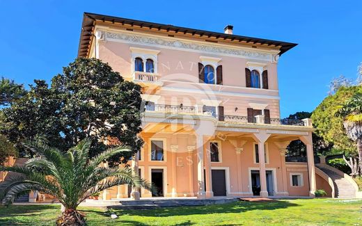 Luxury House for sale in Giulianova, 2 100 000 €, Photo 1