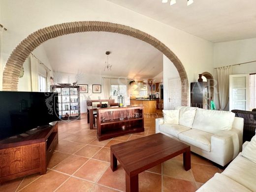 Maison de luxe à vendre à Sayalonga, 440 000 €, Photo 3