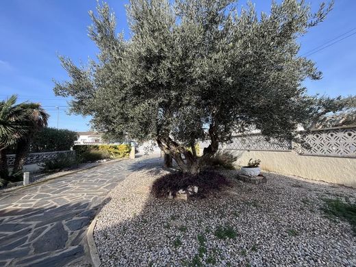 Luxury House for sale in Empuriabrava, 1 200 000 €, Photo 7