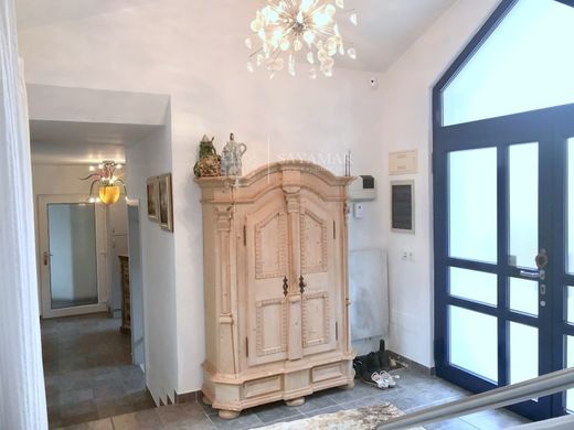 Luxury House for sale in Sayalonga, 1 350 000 €, Photo 2
