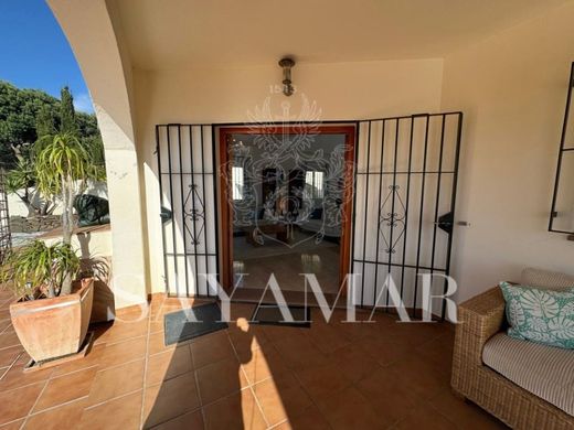 Luxury House for sale in Sayalonga, 595 000 €, Photo 4