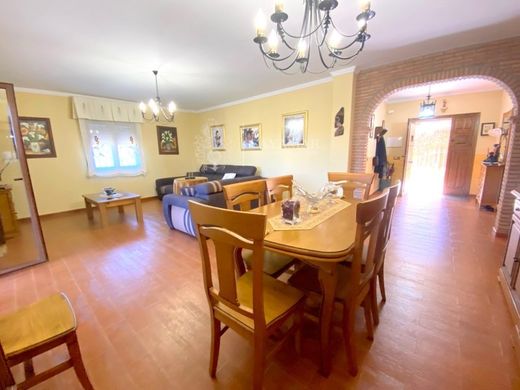 Luxury House for sale in Sayalonga, 575 000 €, Photo 7