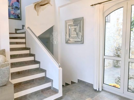 Luxury House for sale in Sayalonga, 1 350 000 €, Photo 4