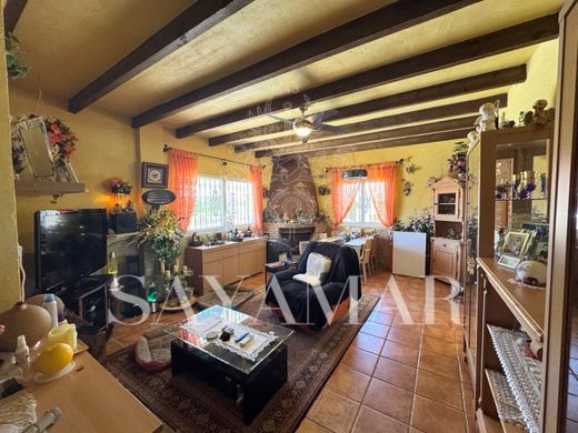 Luxury House for sale in Sayalonga, 540 000 €, Photo 6