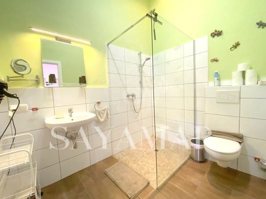 Luxury House for sale in Sayalonga, 890 000 €, Photo 7