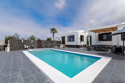 Luxury House for sale in Las Breñas, 690 000 €, Photo 2