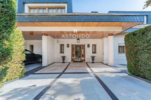 Maison de luxe à vendre à Madrid, 6 800 000 €, Photo 1