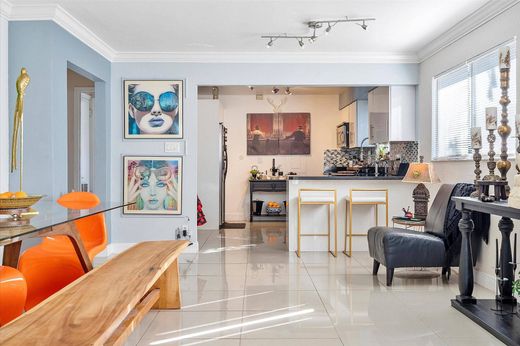 Luxury House for sale in Hollywood, 553 144 €, Photo 4