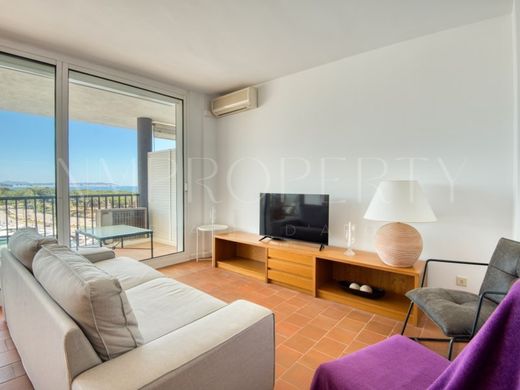 Luxury Apartment for sale in Castell-Platja d'Aro, 750 000 €, Photo 3