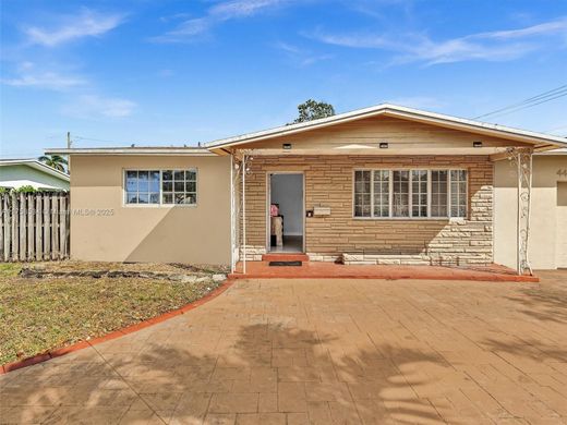 Luxury House for sale in Hollywood, 510 528 €, Photo 4