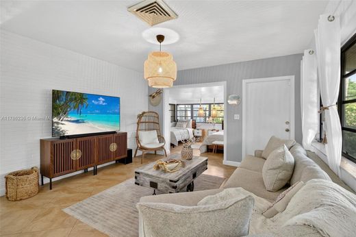 Luxury House for sale in Hollywood, 595 759 €, Photo 4