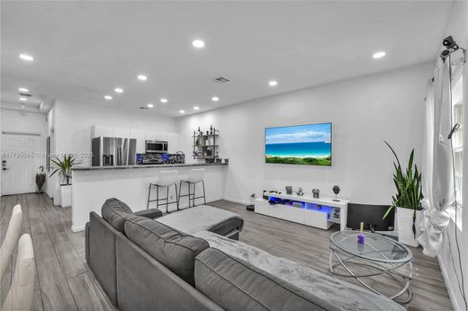 Luxury House for sale in Hollywood, 408 853 €, Photo 7