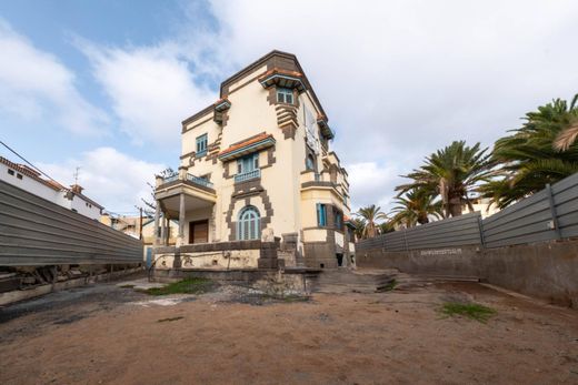 Luxury House for sale in Las Palmas de Gran Canaria, 998 000 €, Photo 1
