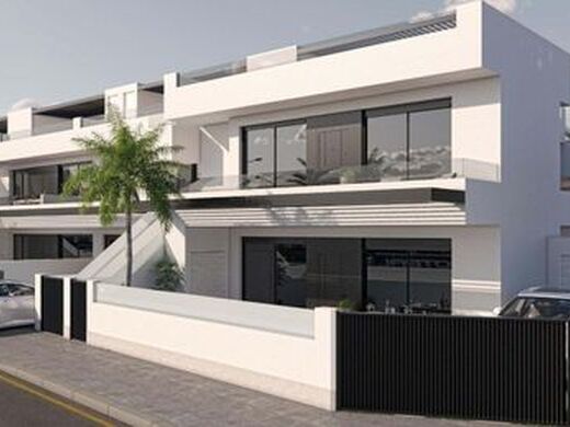 Luxury House for sale in San Pedro Del Pinatar, 409 000 €, Photo 1