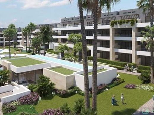 Luxury Apartment for sale in Orihuela, 522 000 €, Photo 1