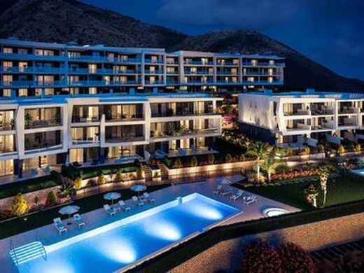 Luxury Apartment for sale in Fuengirola, 795 000 €, Photo 1