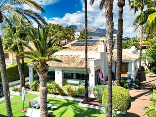 Luxury House for sale in Benidorm, 1 295 000 €, Photo 1