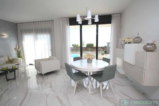 Luxury House for sale in San Miguel de Salinas, 630 000 €, Photo 6