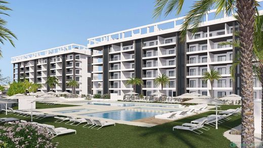Luxury Apartment for sale in Torrevieja, 540 000 €, Photo 4