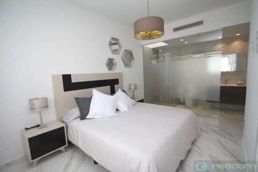 Luxury House for sale in San Miguel de Salinas, 630 000 €, Photo 4