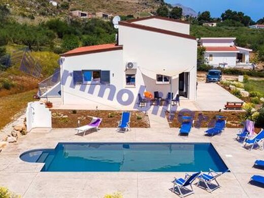 Luxury House for sale in Castellammare Del Golfo, 790 000 €, Photo 2