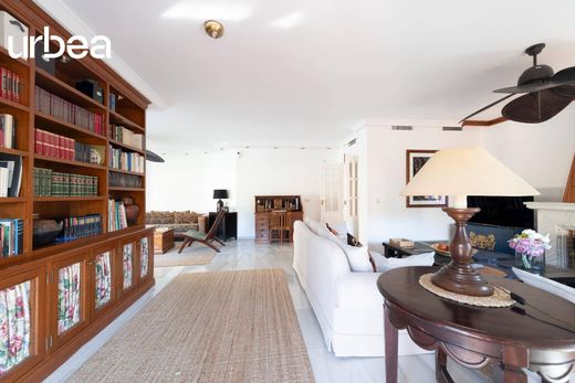 Luxury House for sale in Málaga, 1 390 000 €, Photo 4