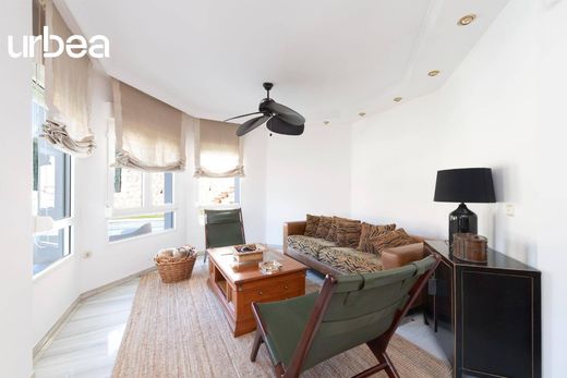 Luxury House for sale in Málaga, 1 390 000 €, Photo 3