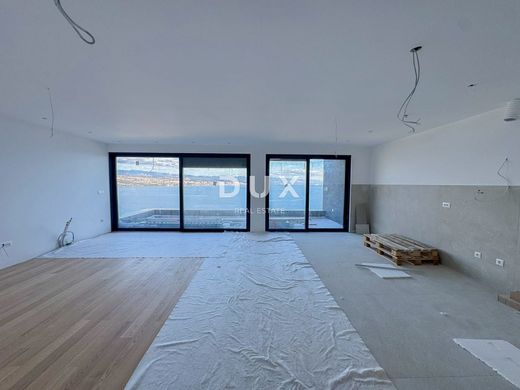 Appartement de luxe à vendre à Opatija, 1 350 000 €, Photo 6