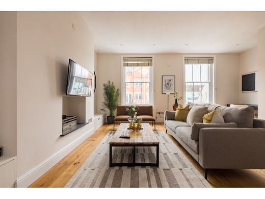 Appartement de luxe à vendre à London, 1 964 182 €, Photo 1