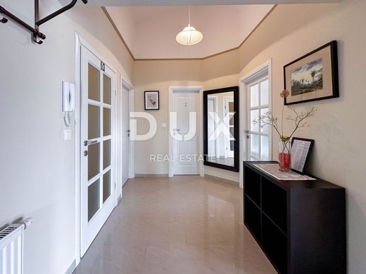 Maison de luxe à vendre à Opatija, 799 000 €, Photo 6