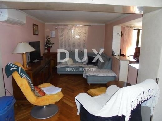 Maison de luxe à vendre à Rijeka, 450 000 €, Photo 6