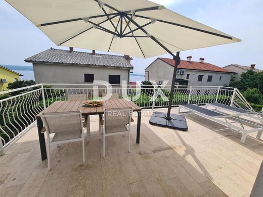 Maison de luxe à vendre à Crikvenica, 800 000 €, Photo 5