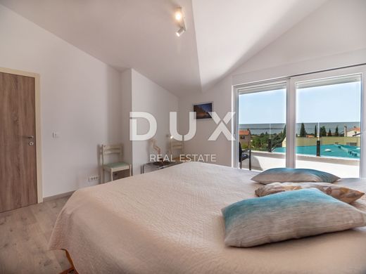 Maison de luxe à vendre à Vodnjan, 2 490 000 €, Photo 7