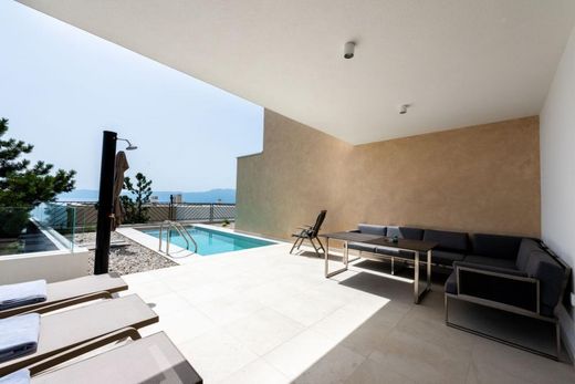 Maison de luxe à vendre à Kostrena, 685 000 €, Photo 3