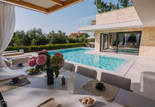 Luxury House for sale in Zadar, 1 530 000 €, Photo 4