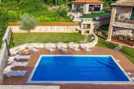Maison de luxe à vendre à Tinjan, 650 000 €, Photo 4