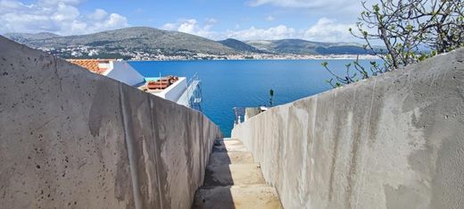 Maison de luxe à vendre à Ciovo, 1 350 000 €, Photo 2
